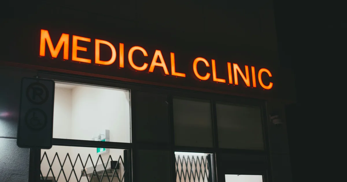 Développement d'Application iOS pour Cliniques Médicales Privées